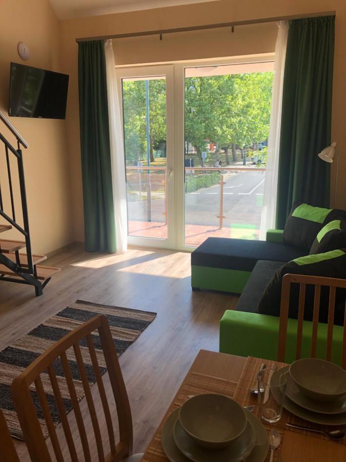 Castellum Apartmanház Gyula Exterior foto