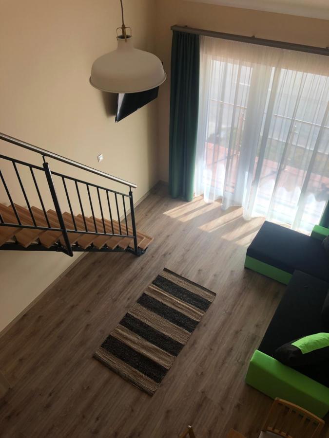 Castellum Apartmanház Gyula Exterior foto